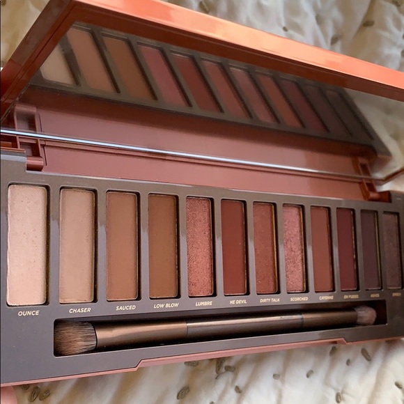 NAKED HEAT - Picture 4 of 4